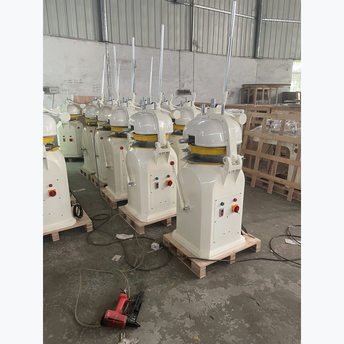 Semi-Automatic Dough Divider & Rounder